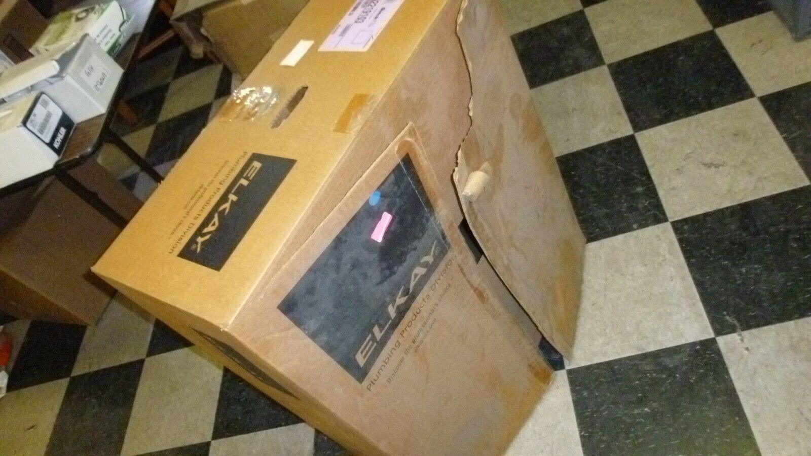 Elkay DLRQ2219103 Lusterstone 22