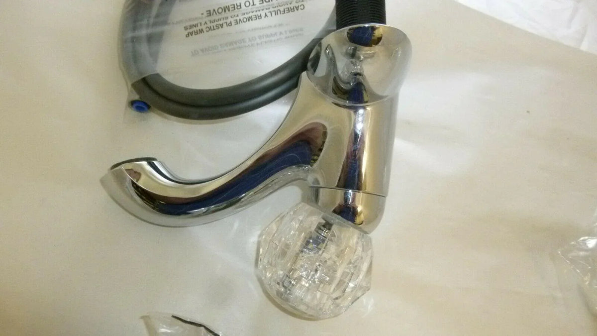 Delta 522-TPM-DST Polished Chrome Classic 1 Handle Centerset