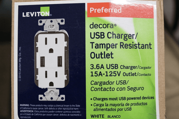 Discount clearance closeout open box and discontinued Leviton | Leviton T5632-BW USB Charger/Tamper-Resistant Receptacle Outlet